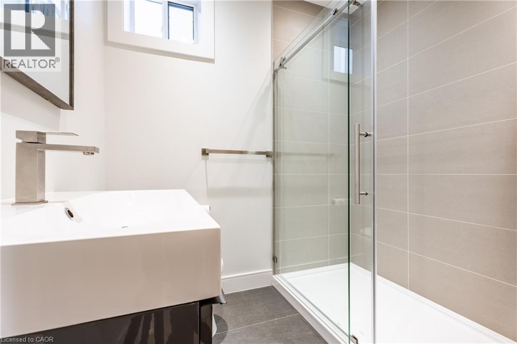 25 Shadyside Avenue Unit# B, Hamilton, Ontario  L8V 3E2 - Photo 9 - 40763577