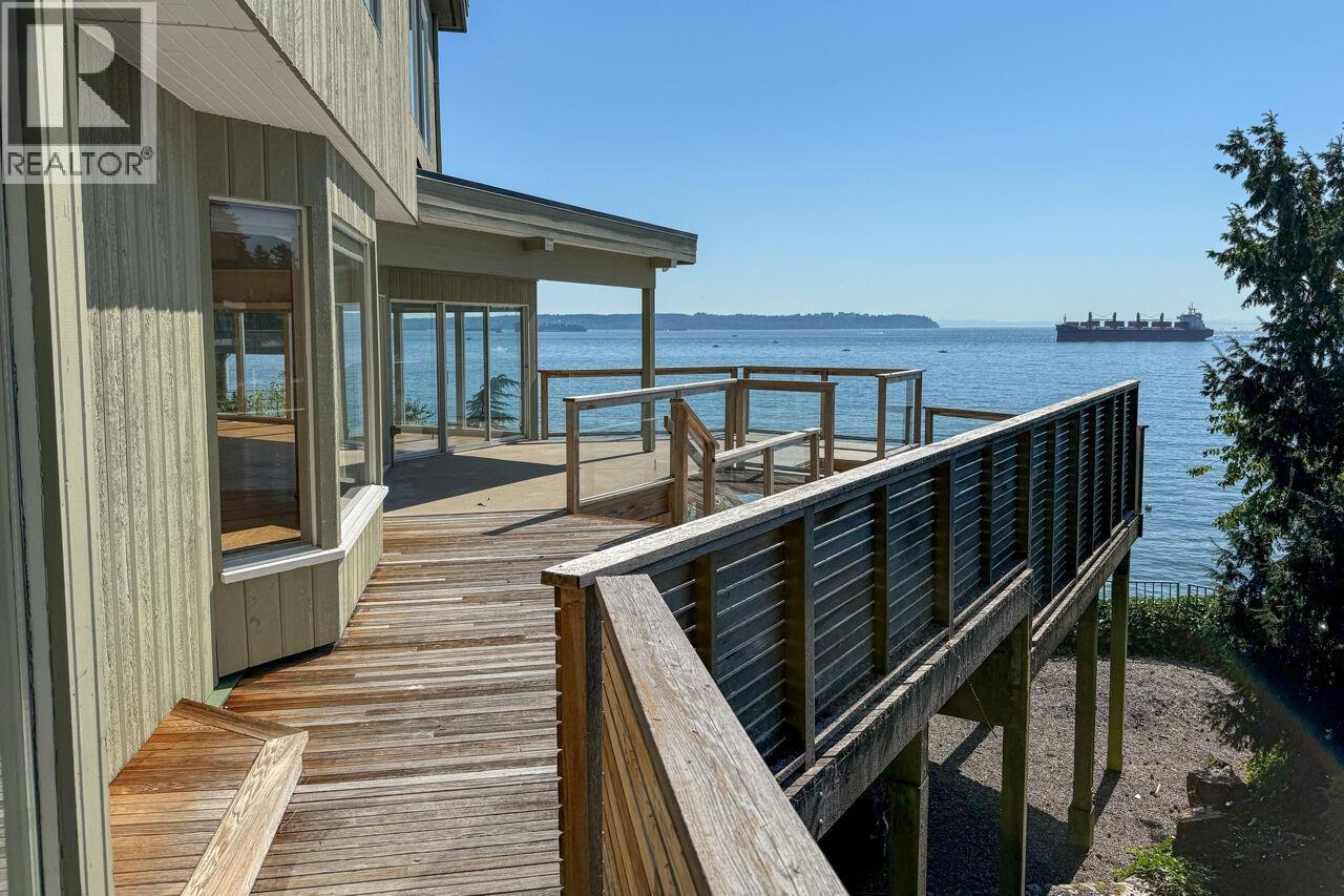 Property at 4020 MARINE DRIVE image 4