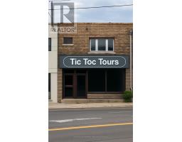 2823 BATHURST STREET E, Toronto, Ontario