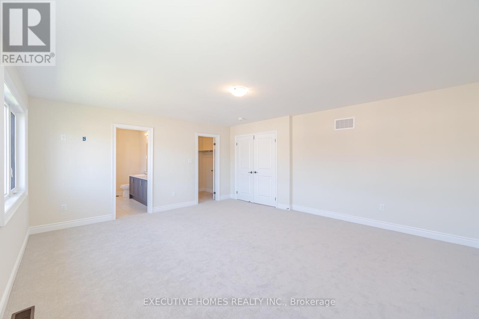 14 Mac Campbell Way, Bradford West Gwillimbury, Ontario  L3Z 4M7 - Photo 29 - N12353011