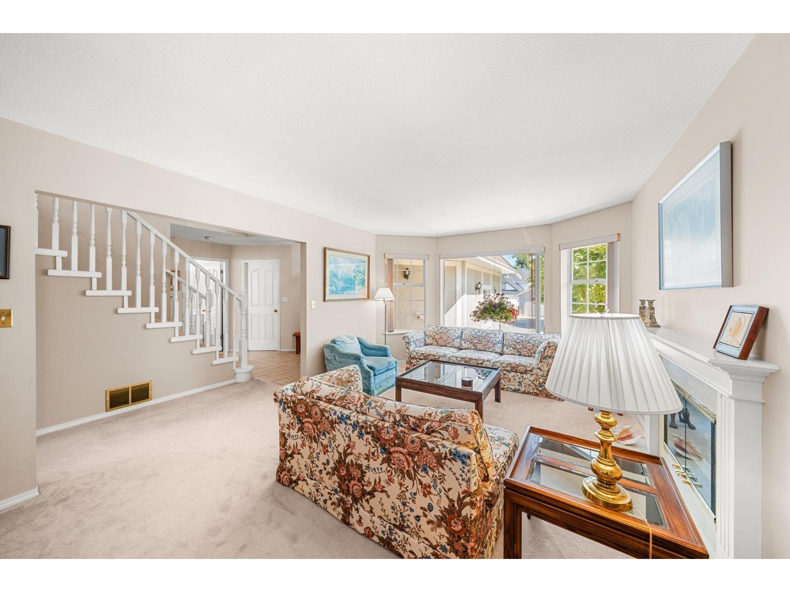 6039 191a Street, Surrey, British Columbia  V3S 8A1 - Photo 7 - R3040615