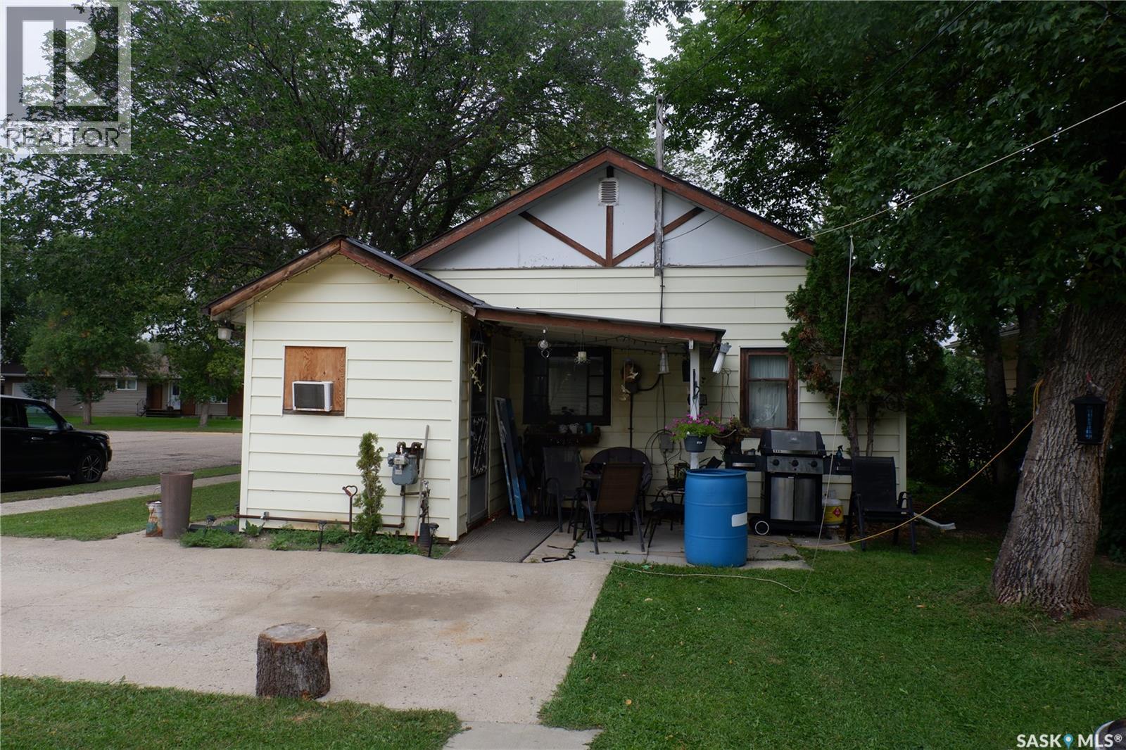 221 7th Avenue W, Assiniboia, Saskatchewan  S0H 0B0 - Photo 23 - SK016501