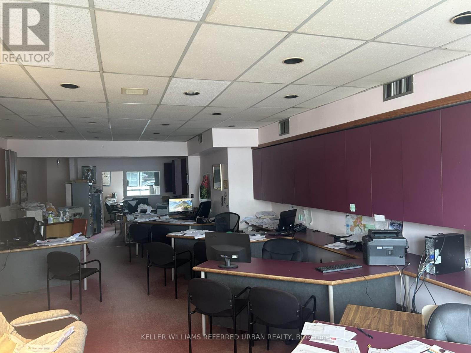 2823 Bathurst Street E, Toronto (Englemount-Lawrence), Ontario  M6B 3A4 - Photo 3 - C12283169