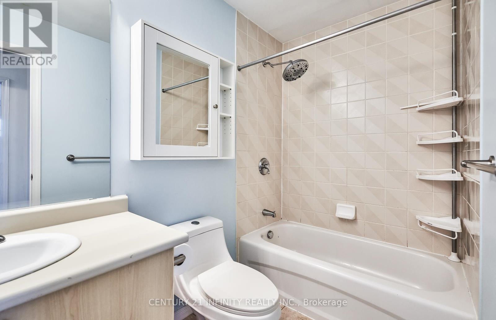 306 - 91 Aspen Springs Drive, Clarington, Ontario  L1C 5J9 - Photo 9 - E12365090