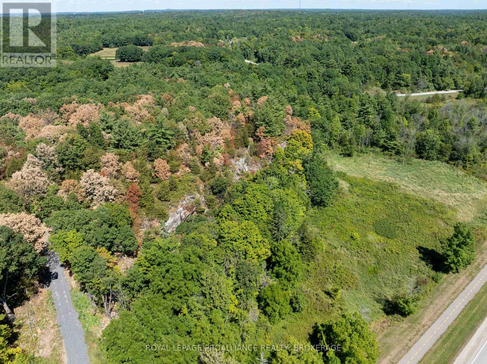 492 1000 Islands Parkway, Front Of Leeds & Seeleys Bay, Ontario  K0E 1L0 - Photo 15 - X12365107
