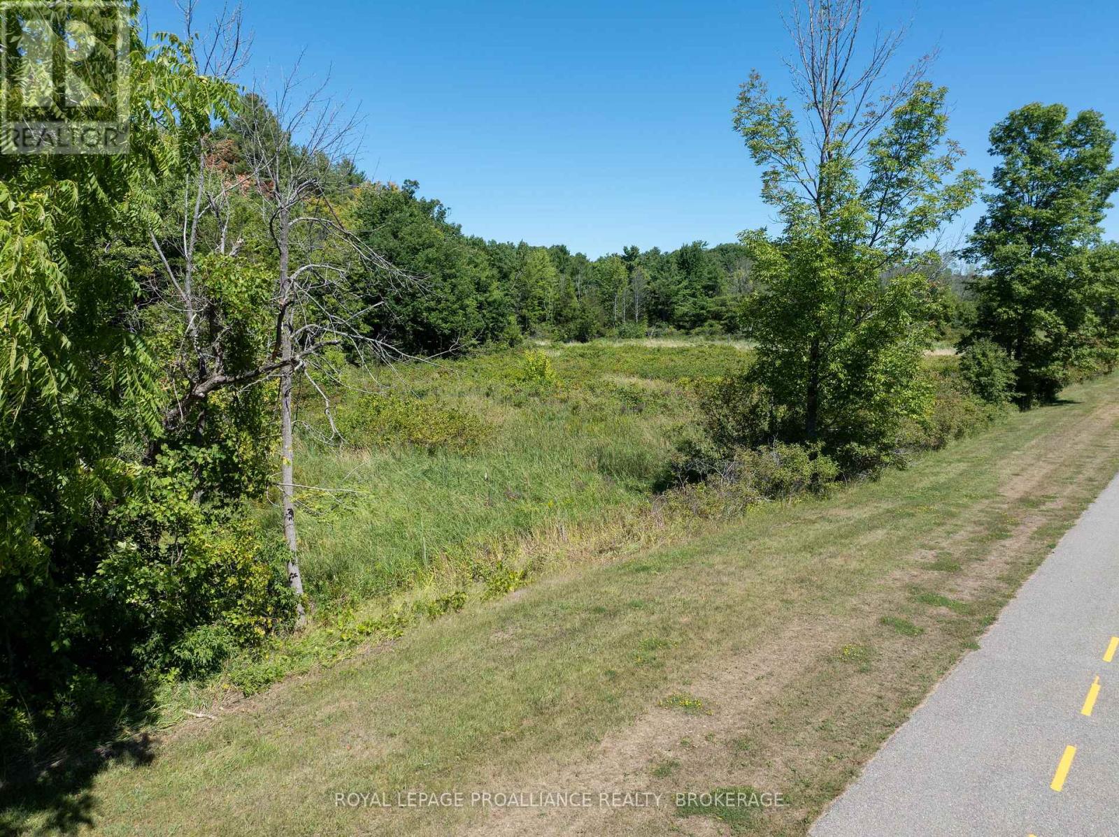 492 1000 Islands Parkway, Front Of Leeds & Seeleys Bay, Ontario  K0E 1L0 - Photo 19 - X12365107