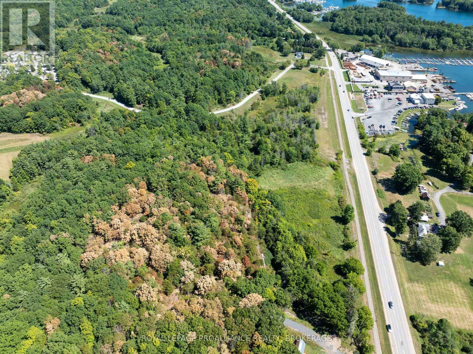 492 1000 Islands Parkway, Front Of Leeds & Seeleys Bay, Ontario  K0E 1L0 - Photo 6 - X12365107