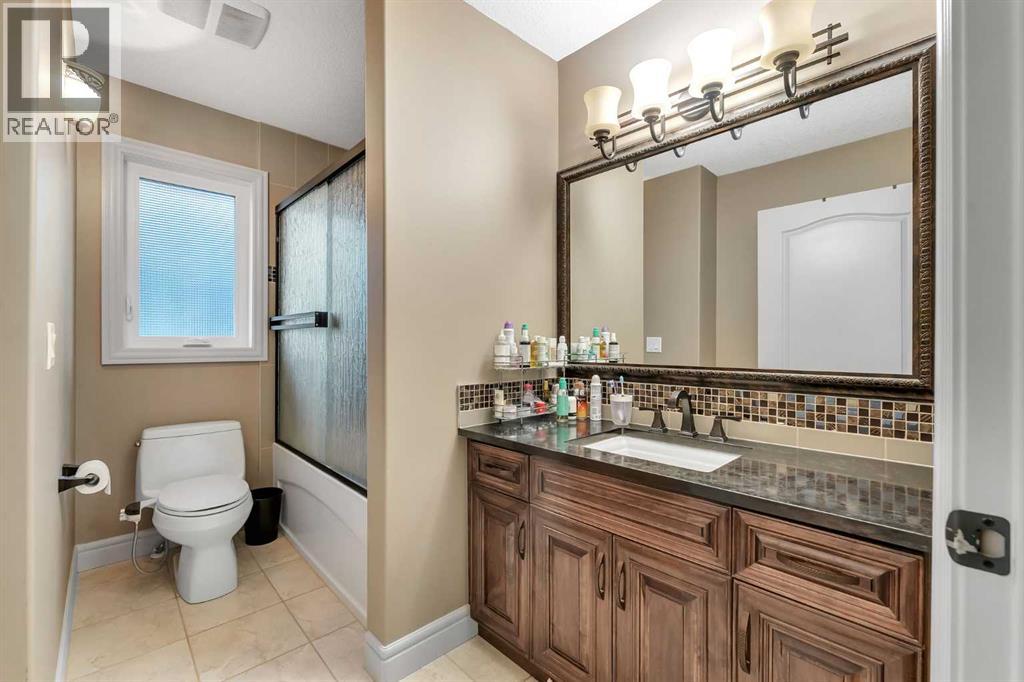 989 East Lakeview Road, Chestermere, Alberta  T1X 1R2 - Photo 34 - A2243988