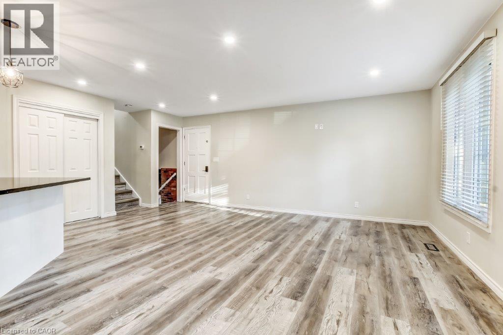 124 Oak Street, Simcoe, Ontario  N3Y 4S3 - Photo 6 - 40763645