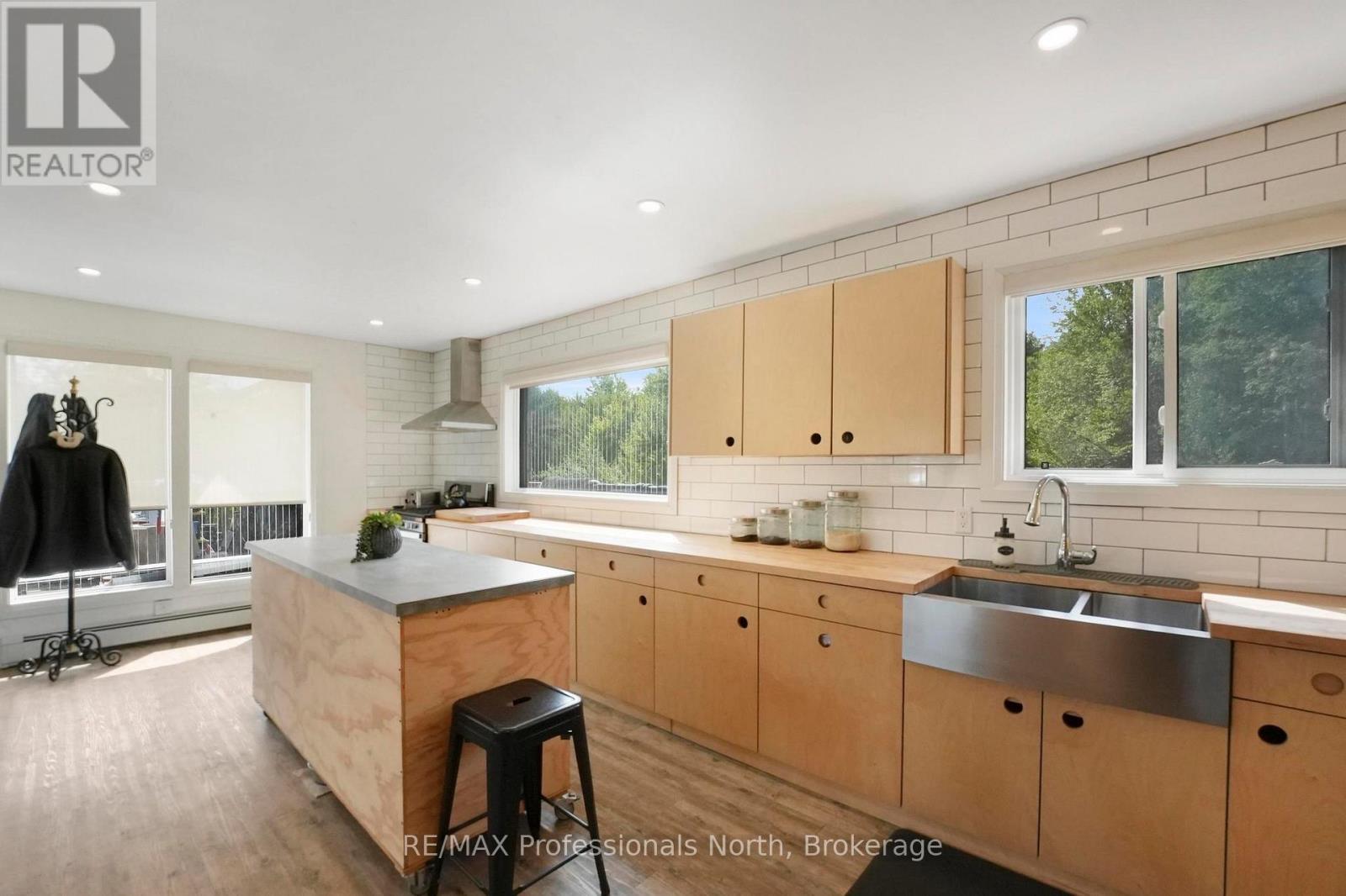 1597 Queens Line Road, Minden Hills, Ontario  K0M 2K0 - Photo 16 - X12359845