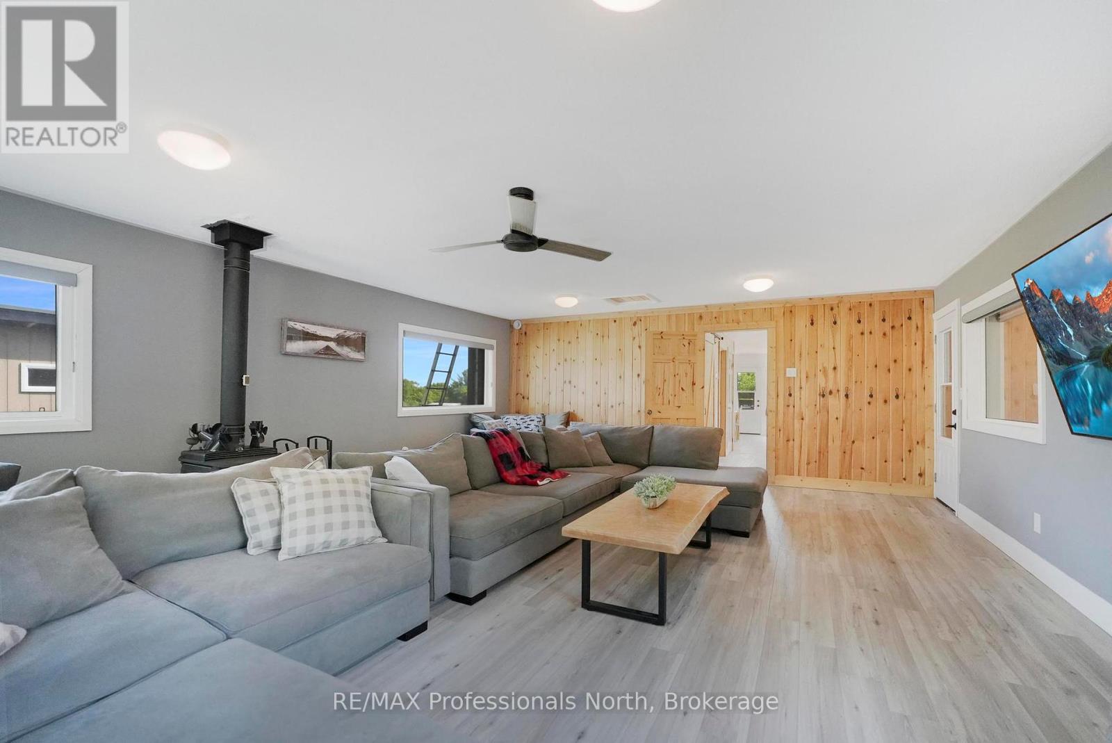 1597 Queens Line Road, Minden Hills, Ontario  K0M 2K0 - Photo 12 - X12359845