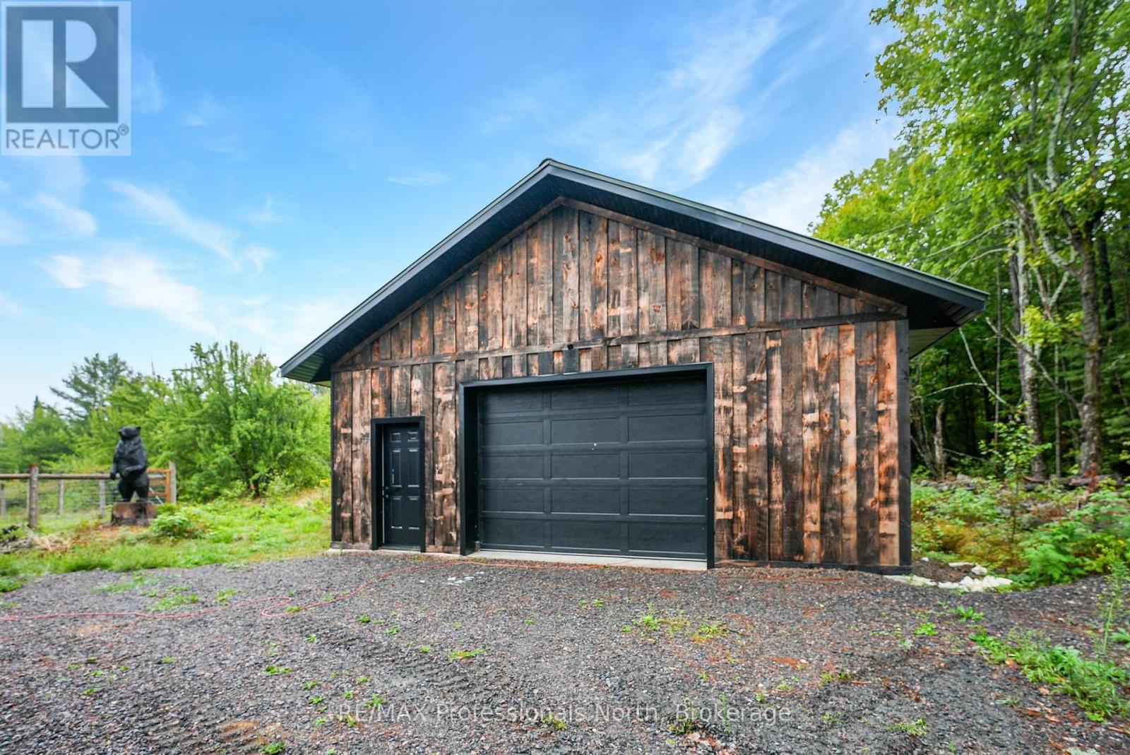 1597 Queens Line Road, Minden Hills, Ontario  K0M 2K0 - Photo 34 - X12359845