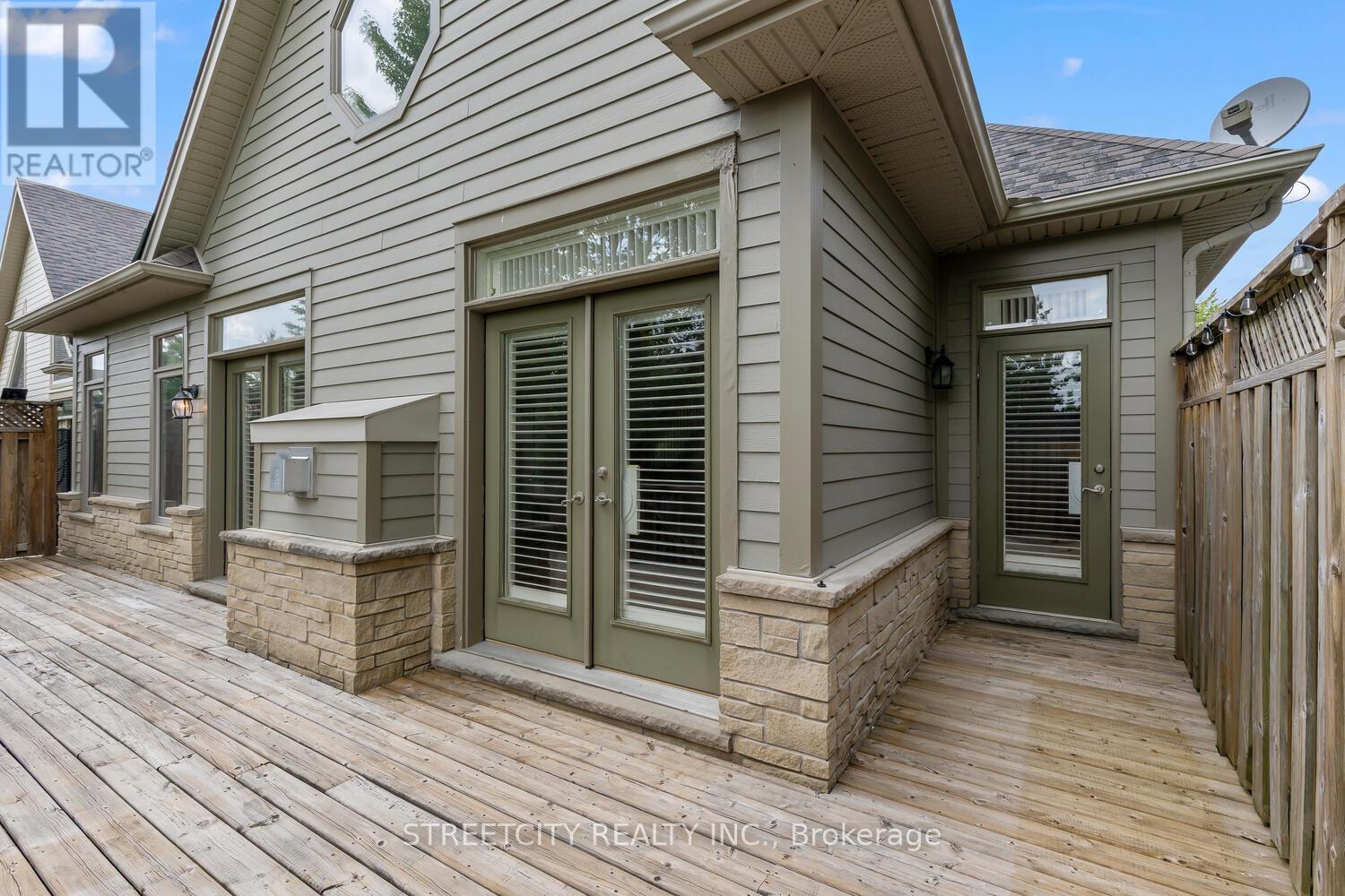 25 - 124 North Centre Road, London North, Ontario  N5X 4R3 - Photo 43 - X12365100