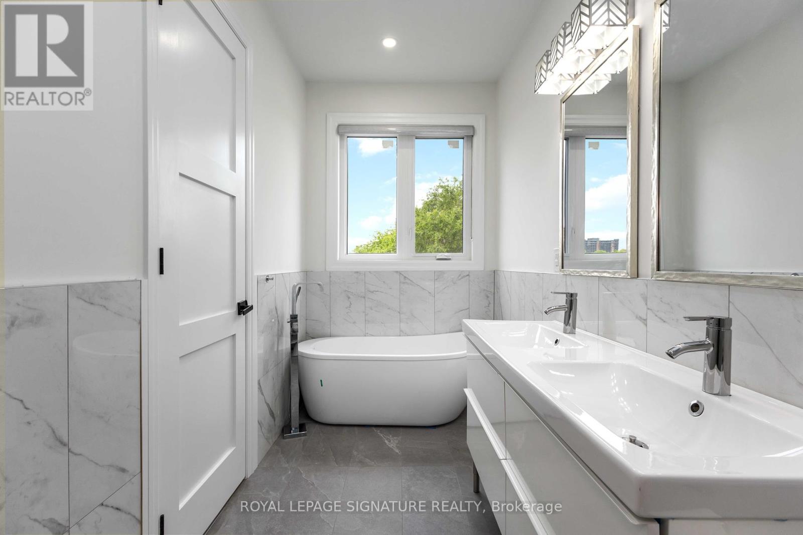 160 Byng Avenue, Toronto, Ontario  M1L 3P2 - Photo 16 - E12365022