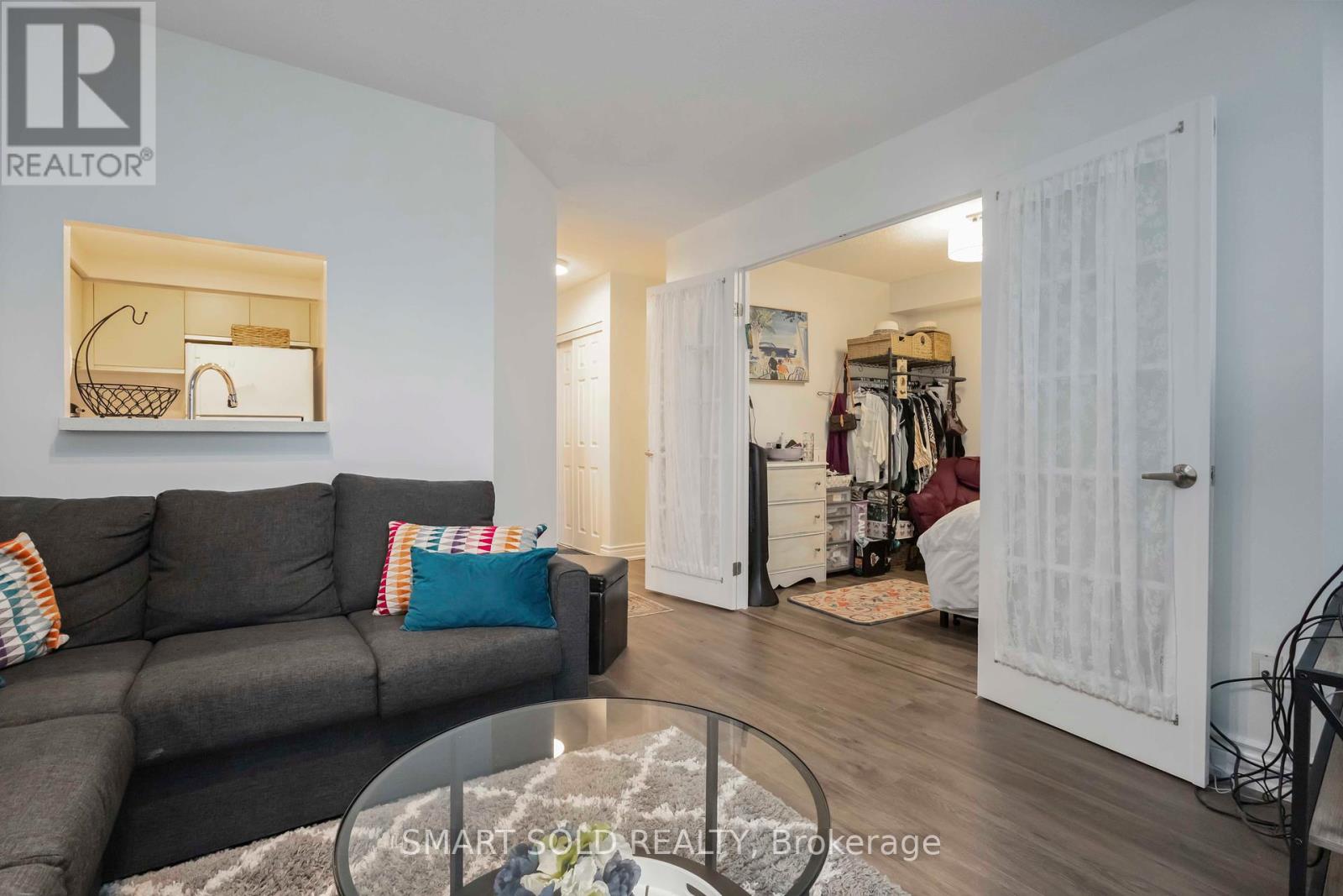 514 - 711 Rossland Road E, Whitby, Ontario  L1N 8Z1 - Photo 11 - E12365043