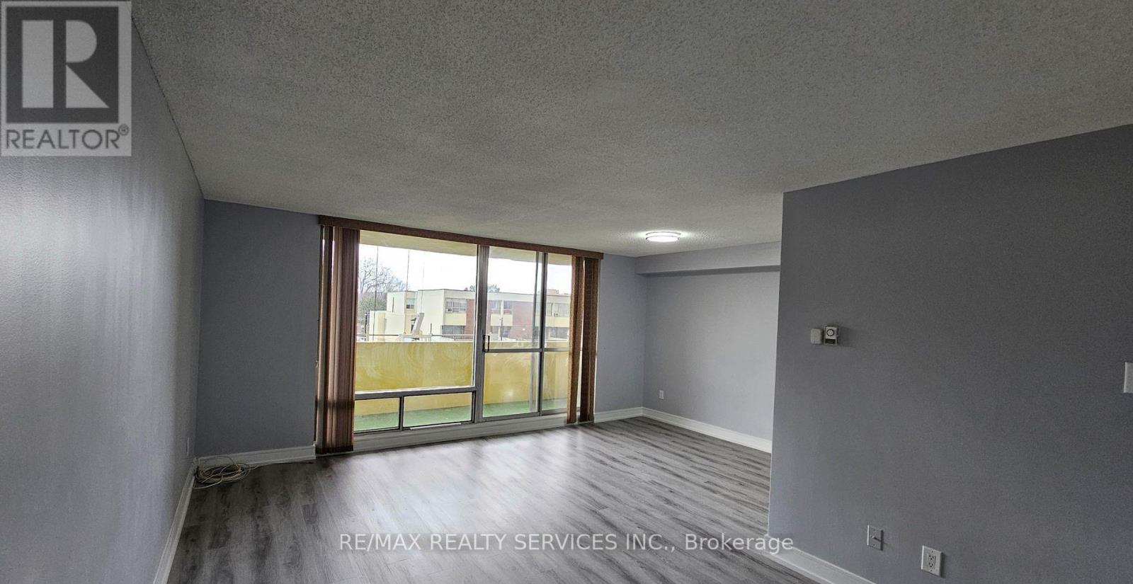 207 - 1 Massey Square, Toronto, Ontario  M4C 5L4 - Photo 22 - E12365053