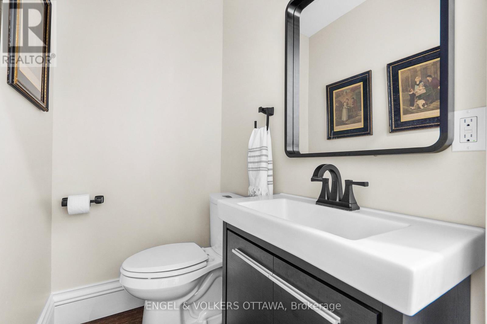 219 John Street N, Arnprior, Ontario  K7S 2P2 - Photo 22 - X12365146