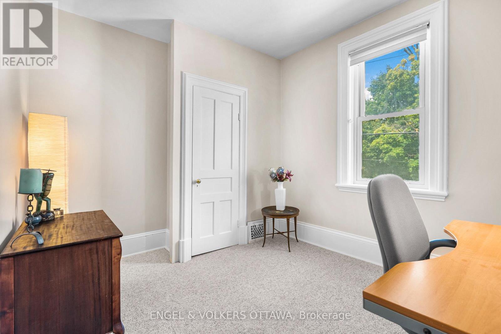 219 John Street N, Arnprior, Ontario  K7S 2P2 - Photo 36 - X12365146
