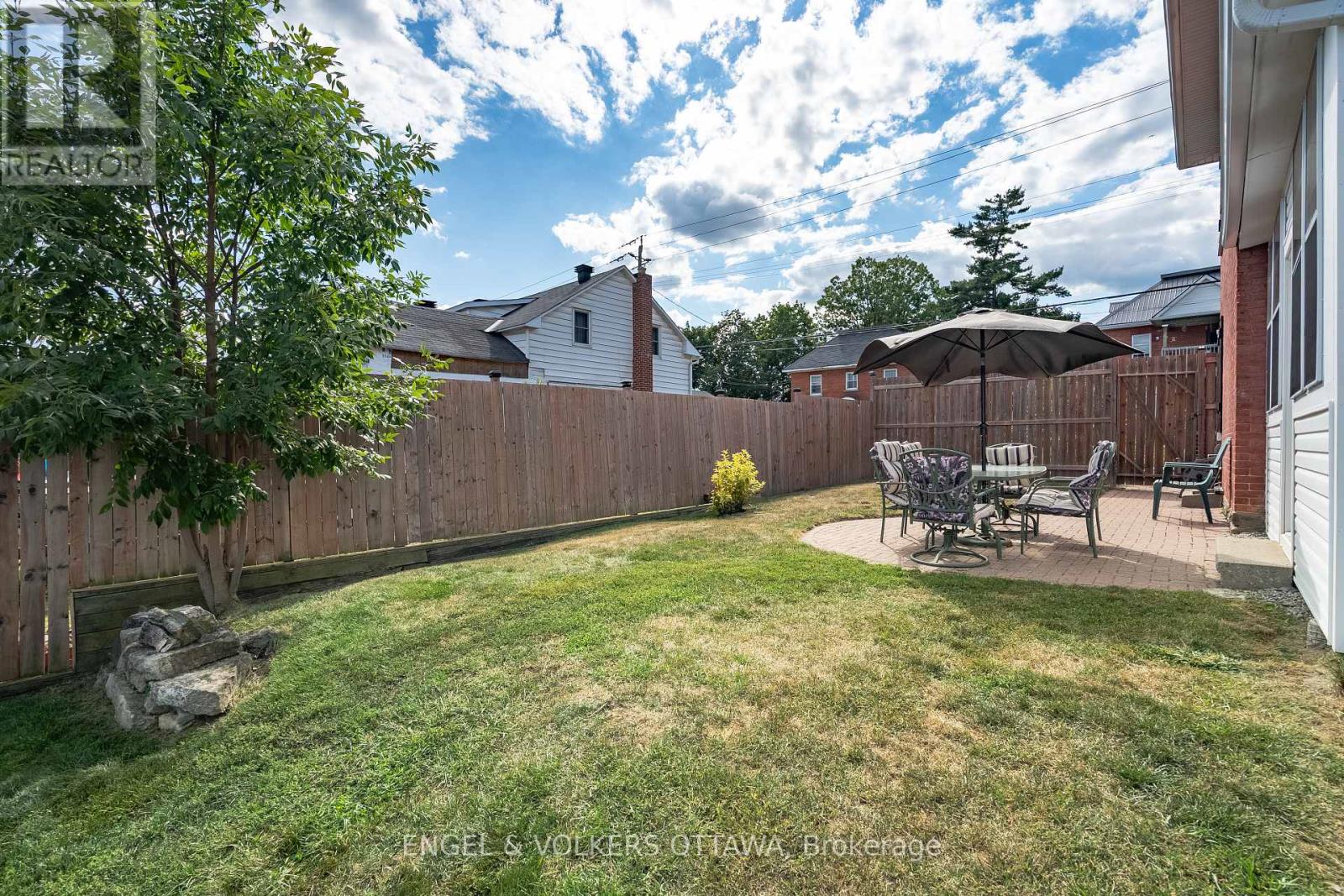 219 John Street N, Arnprior, Ontario  K7S 2P2 - Photo 39 - X12365146