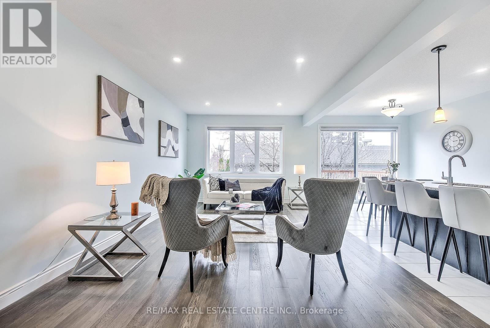 1600 Noah Bend, London North, Ontario  N6G 0T2 - Photo 11 - X12362556