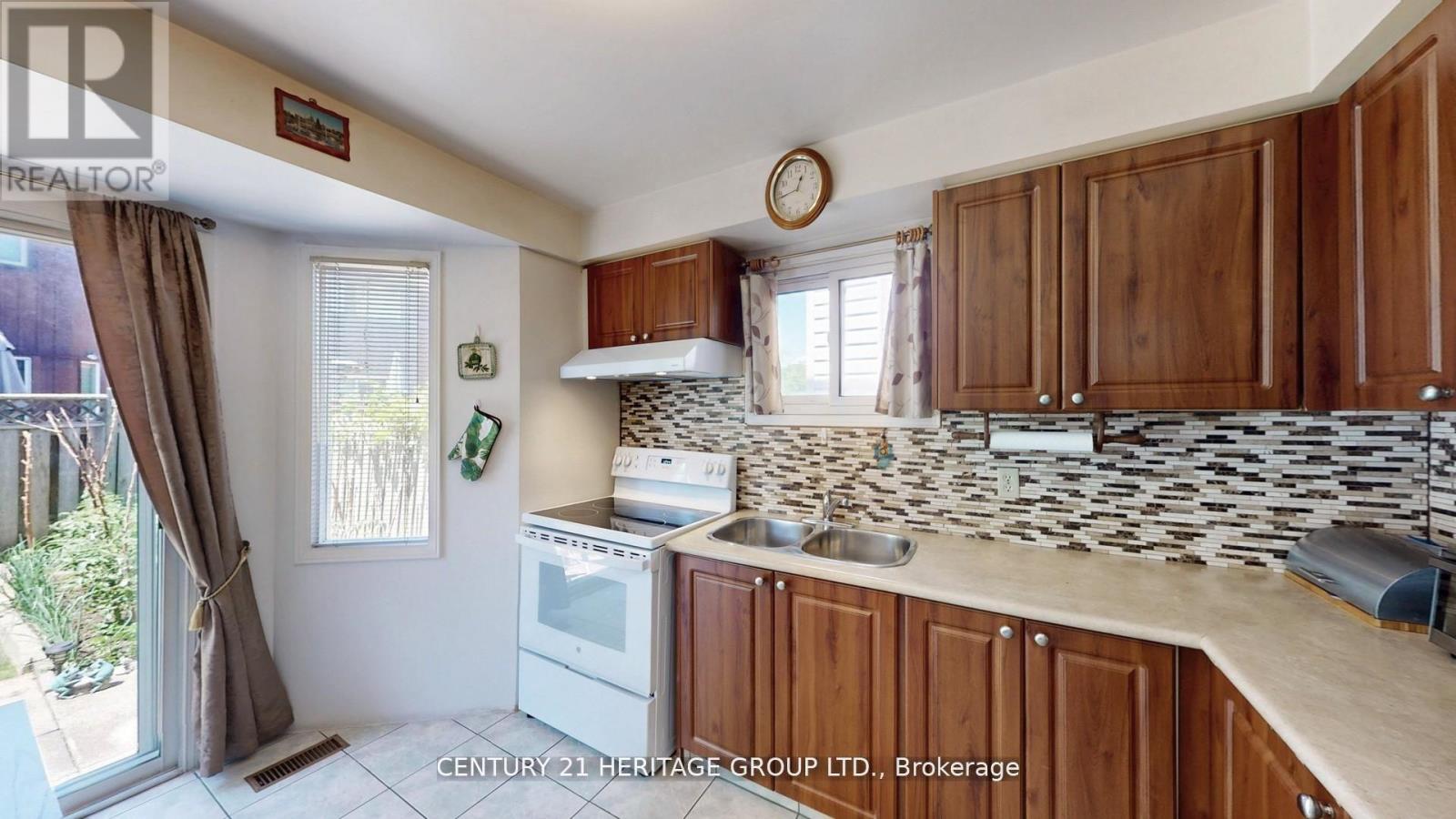 277 Rosedale Heights Drive, Vaughan, Ontario  L4J 6Y8 - Photo 19 - N12365037