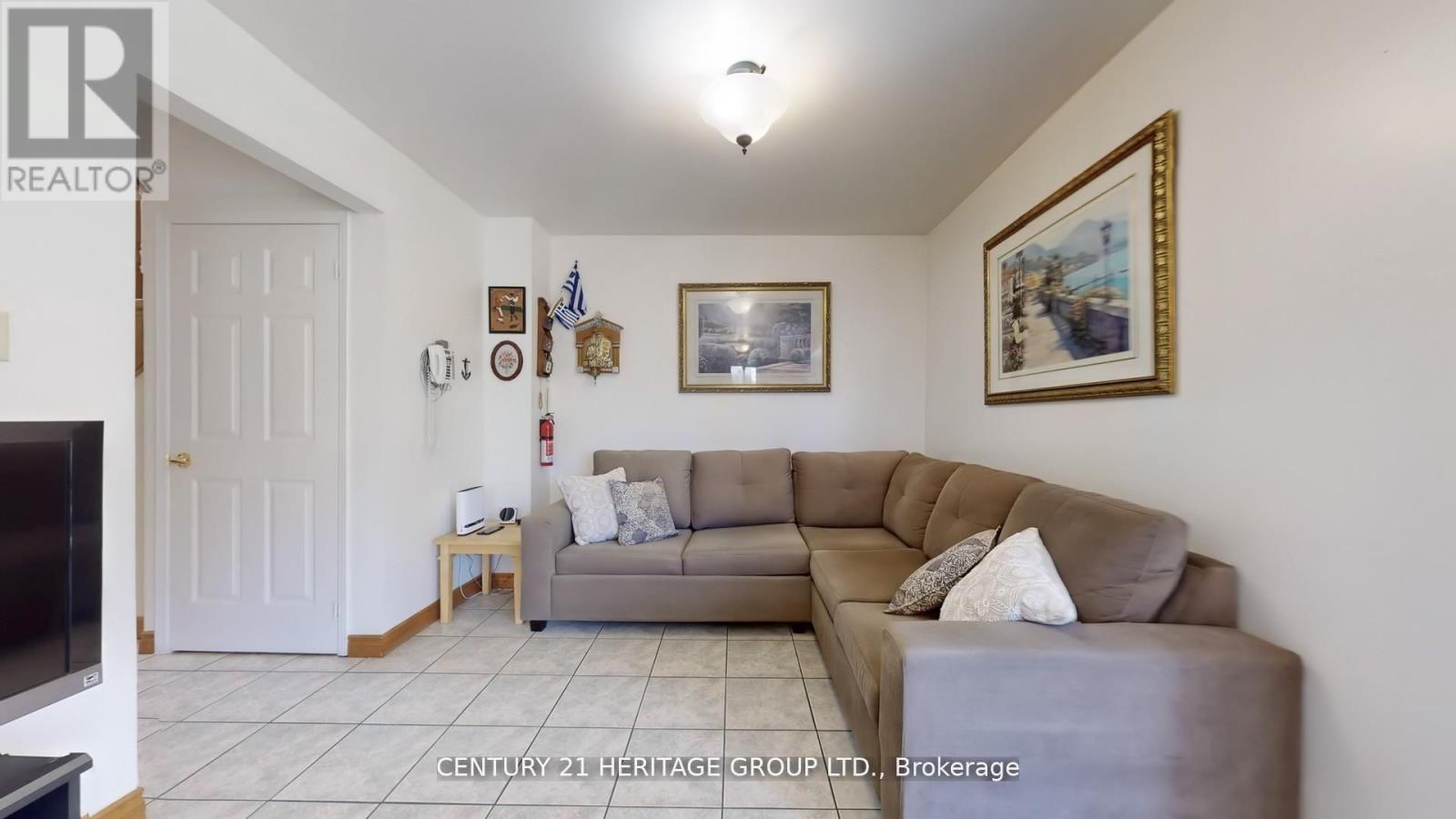 277 Rosedale Heights Drive, Vaughan, Ontario  L4J 6Y8 - Photo 9 - N12365037