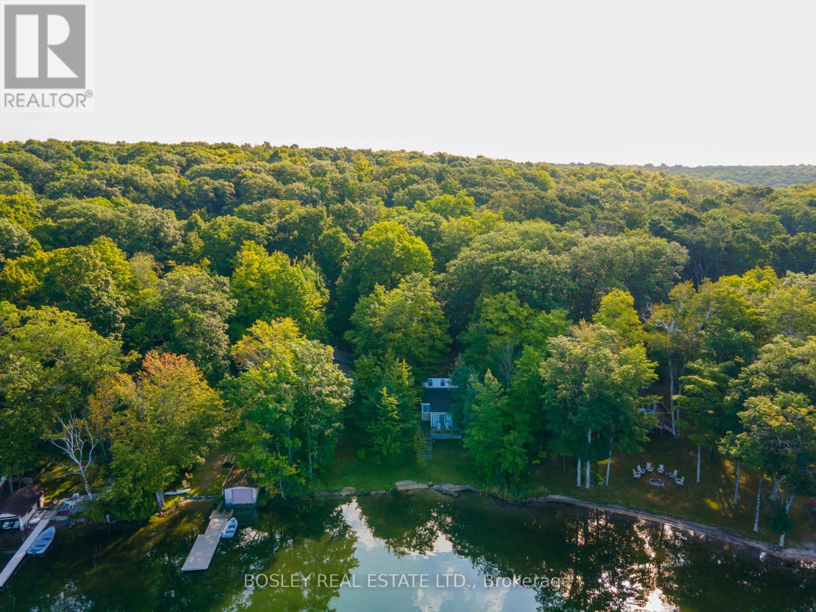 Cottage - 152 Farlain Lake Road E, Tiny, Ontario  L9M 0B5 - Photo 14 - S12365036