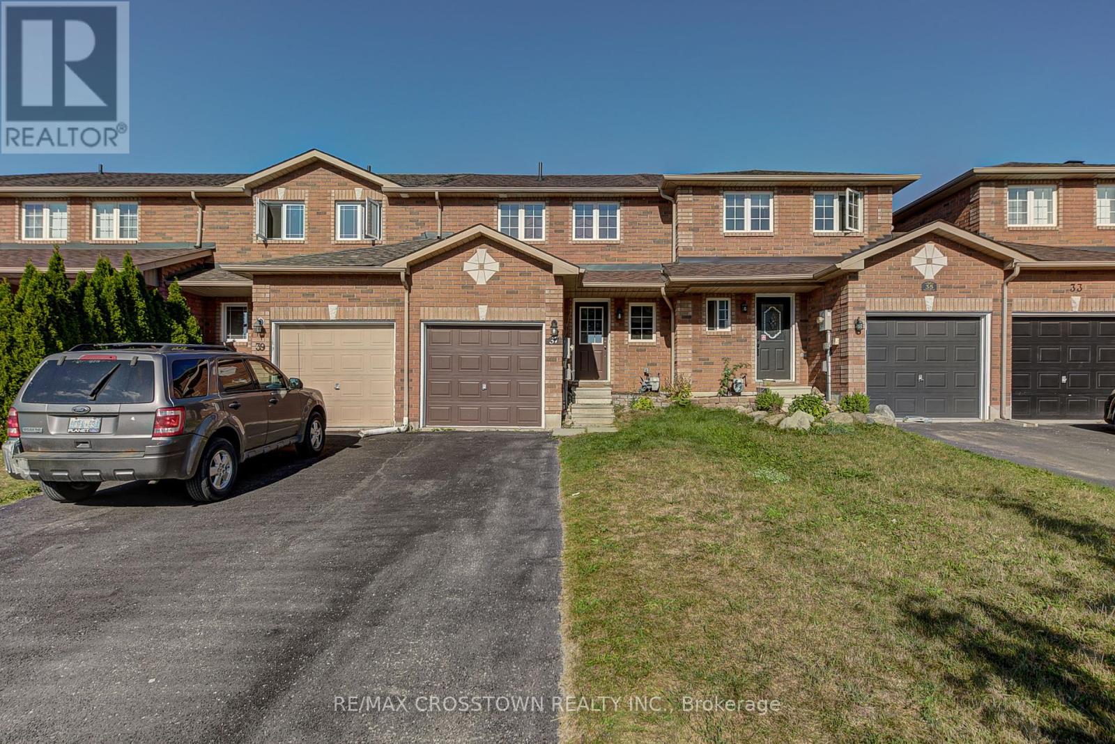 37 GOODWIN DRIVE, Barrie, Ontario