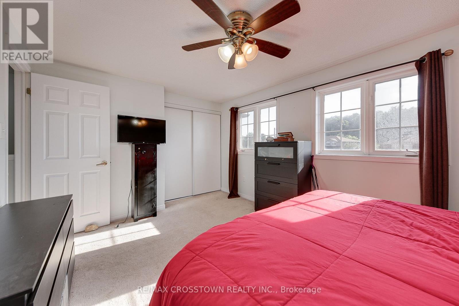 37 Goodwin Drive, Barrie, Ontario  L4N 5Z7 - Photo 15 - S12365046