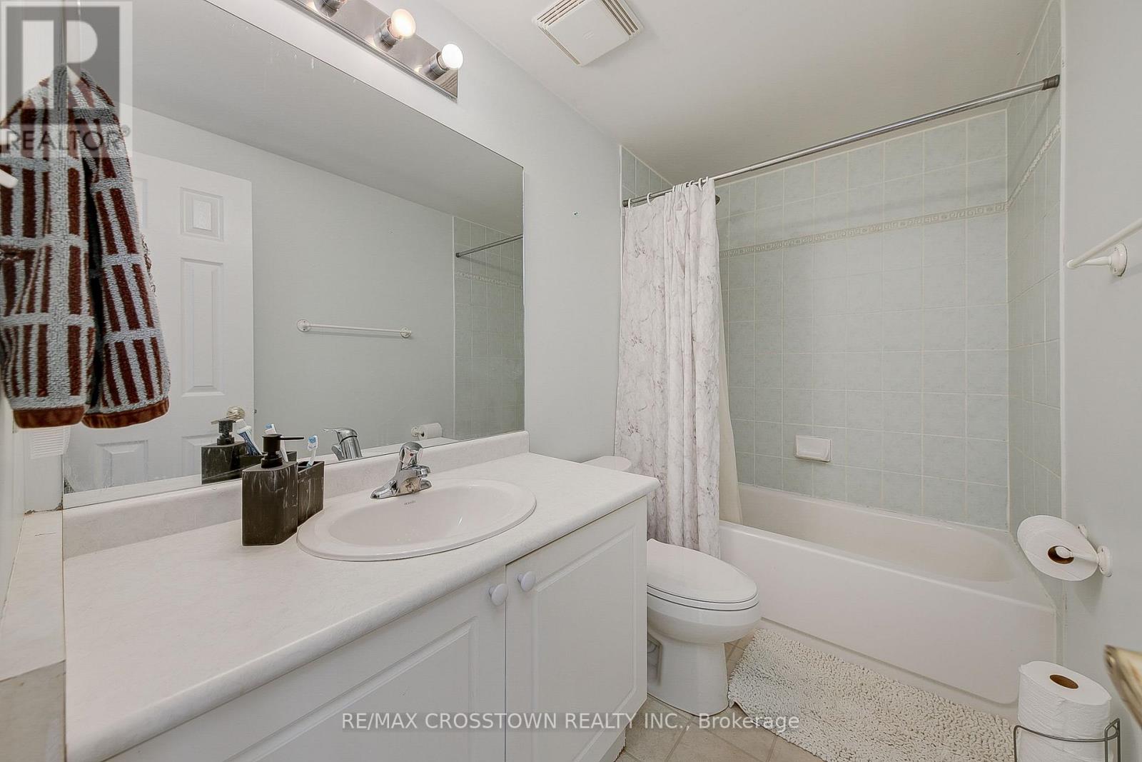 37 Goodwin Drive, Barrie, Ontario  L4N 5Z7 - Photo 16 - S12365046