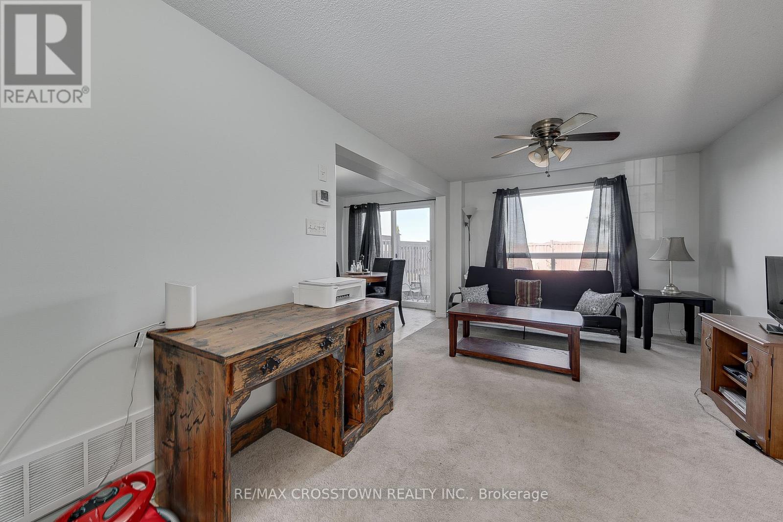 37 Goodwin Drive, Barrie, Ontario  L4N 5Z7 - Photo 5 - S12365046