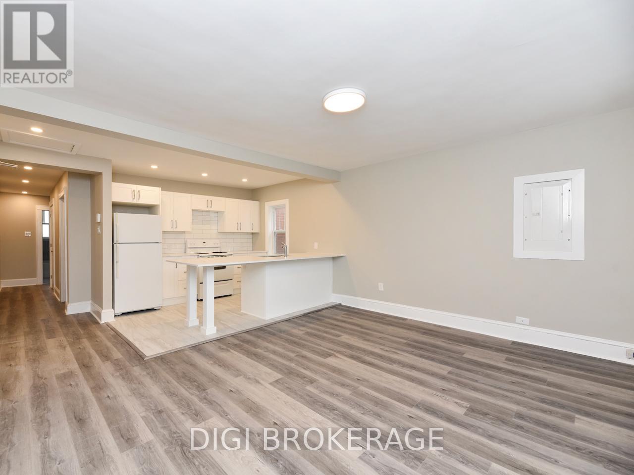 11-1,2,3; 13-1,2,3 - 11 & 13 Acacia Avenue, Ottawa, Ontario  K1M 0P3 - Photo 40 - X12304547