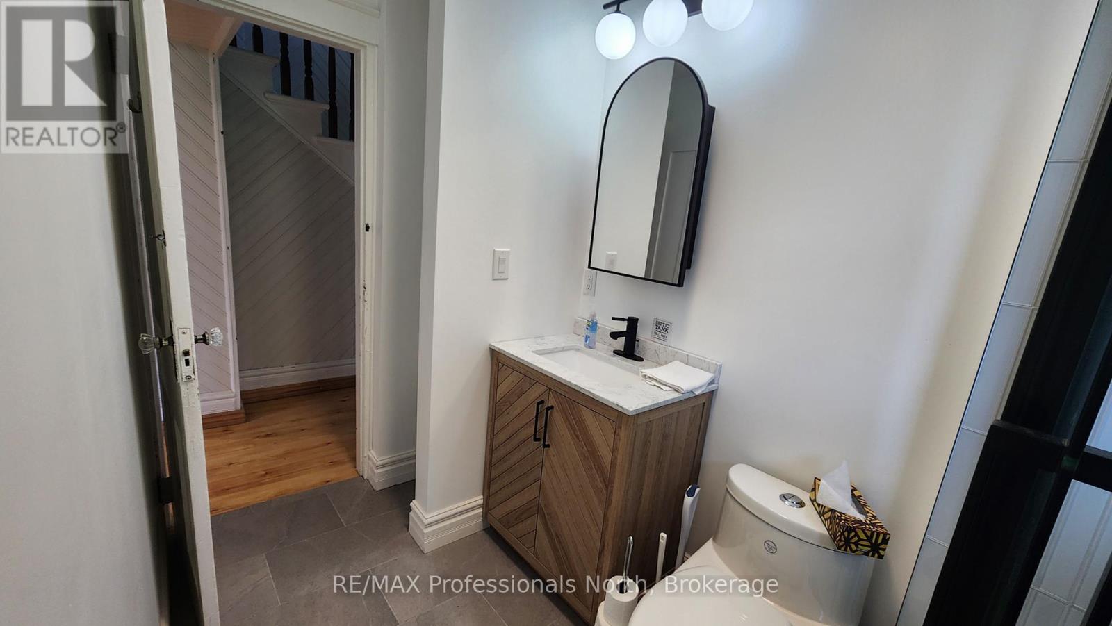 1034 Quinn Road, Muskoka Lakes (Watt), Ontario  P0B 1M0 - Photo 12 - X12365163