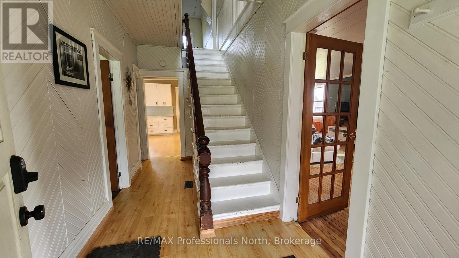 1034 Quinn Road, Muskoka Lakes (Watt), Ontario  P0B 1M0 - Photo 15 - X12365163