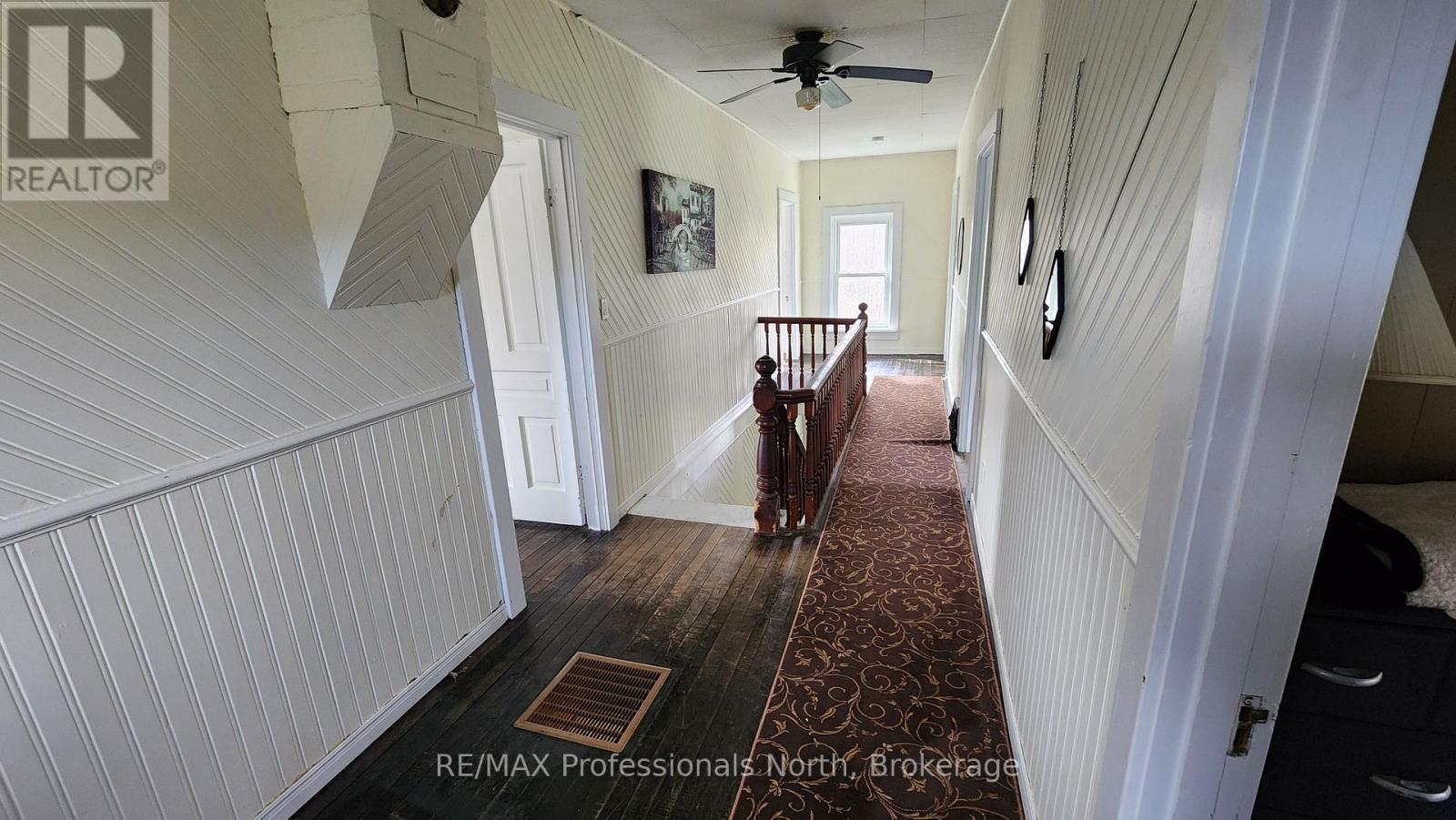 1034 Quinn Road, Muskoka Lakes (Watt), Ontario  P0B 1M0 - Photo 29 - X12365163
