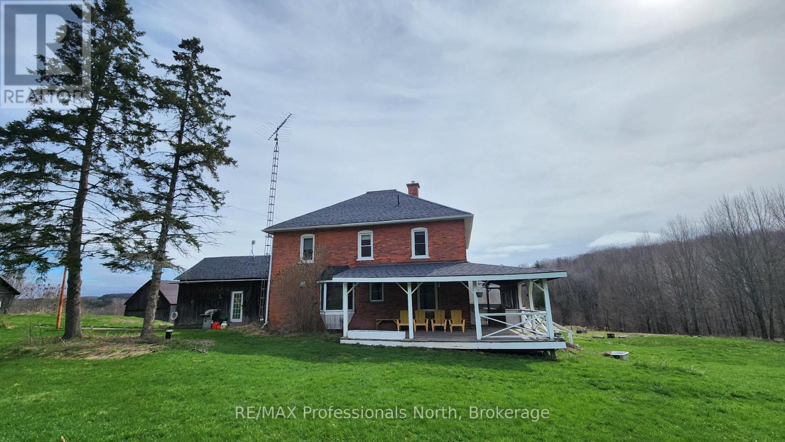 1034 Quinn Road, Muskoka Lakes (Watt), Ontario  P0B 1M0 - Photo 31 - X12365163