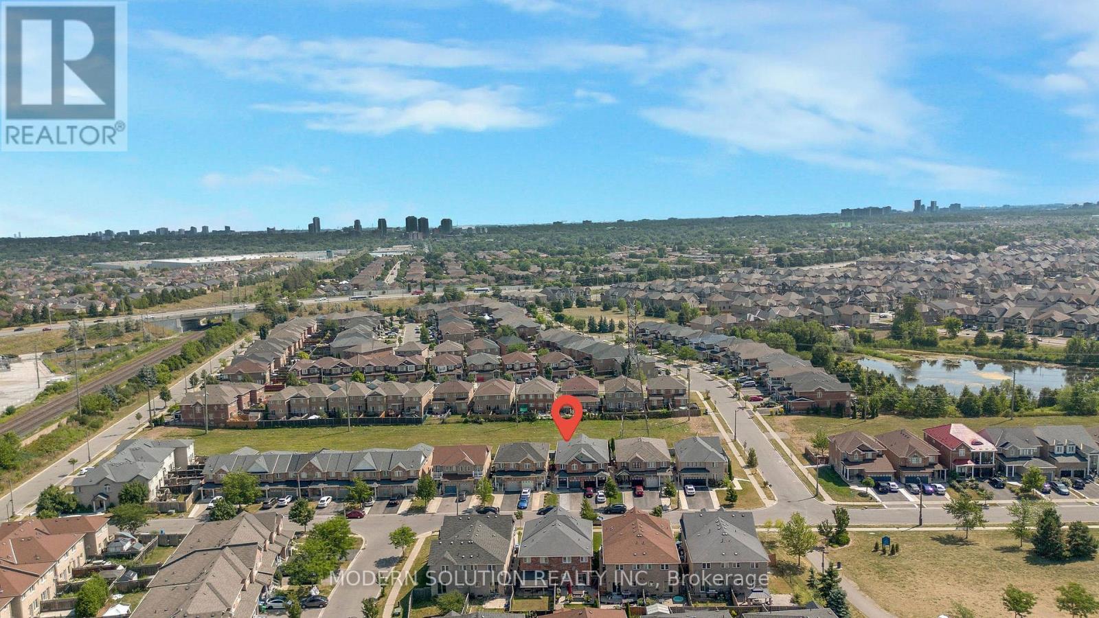 67 Roundstone Drive, Brampton, Ontario  L6X 0K4 - Photo 49 - W12365027