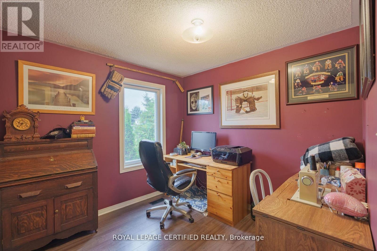 121 Leeson Street, East Luther Grand Valley, Ontario  L9W 5Y8 - Photo 14 - X12365081