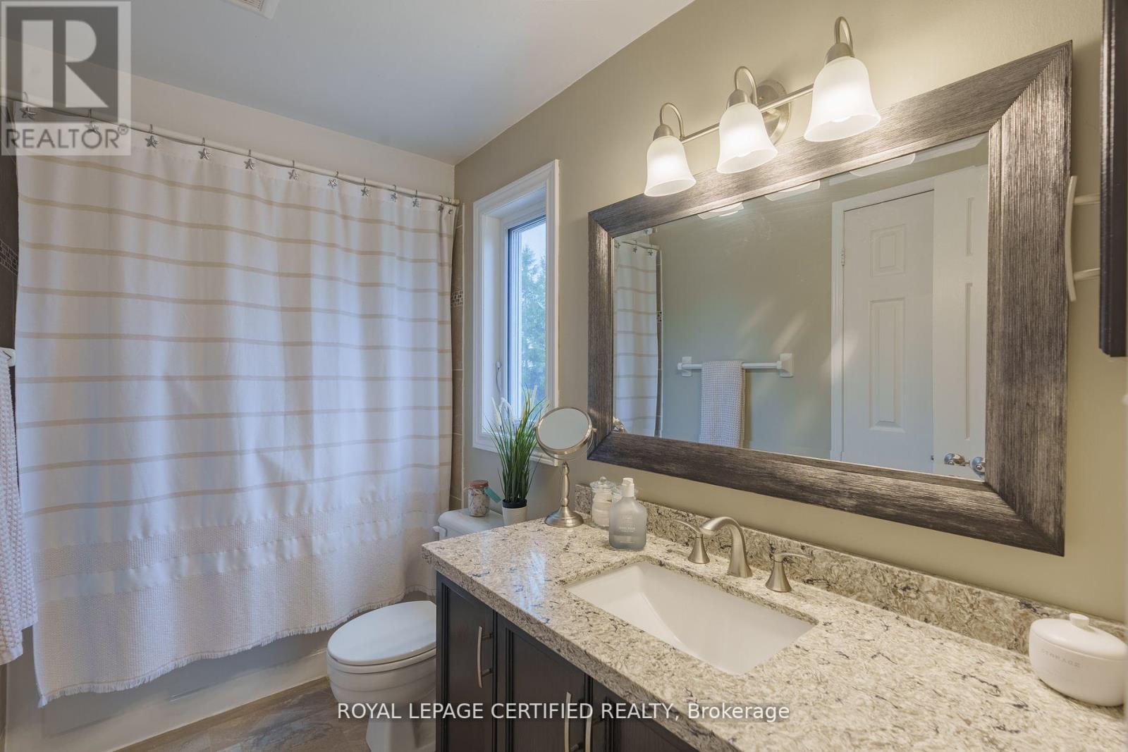 121 Leeson Street, East Luther Grand Valley, Ontario  L9W 5Y8 - Photo 15 - X12365081