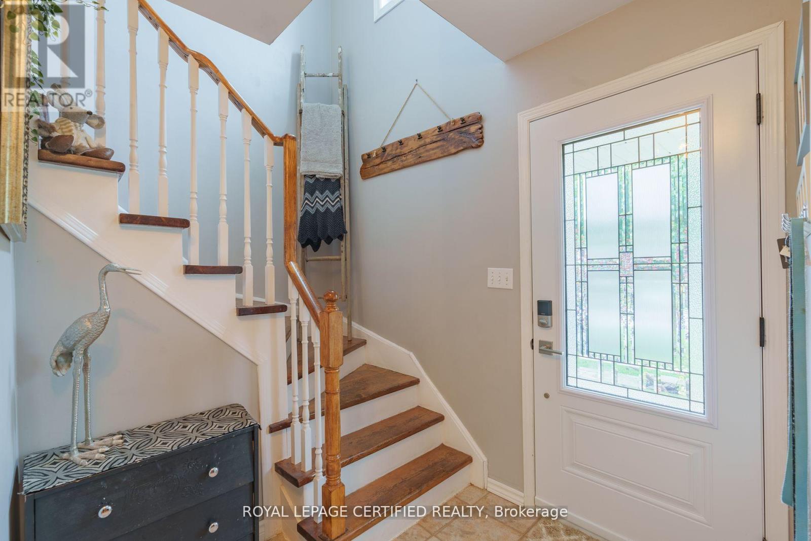 121 Leeson Street, East Luther Grand Valley, Ontario  L9W 5Y8 - Photo 3 - X12365081