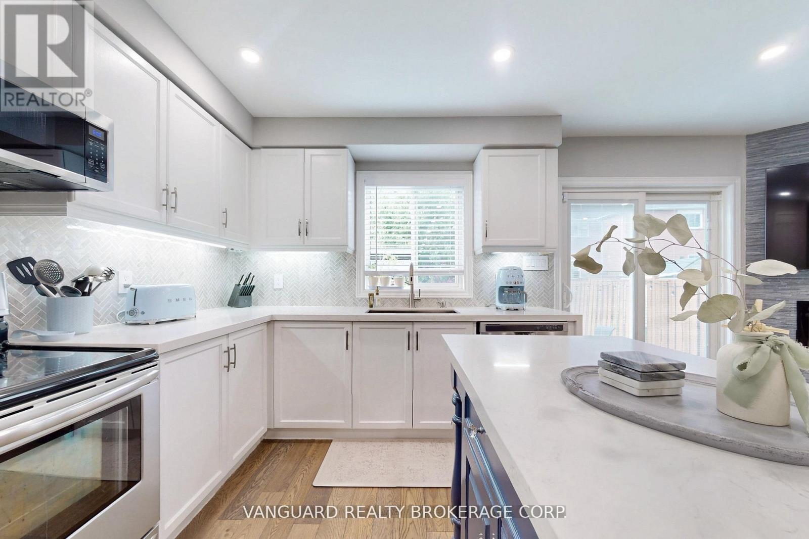 117 Gianmarco Way, Vaughan, Ontario  L6A 3J2 - Photo 19 - N12365096