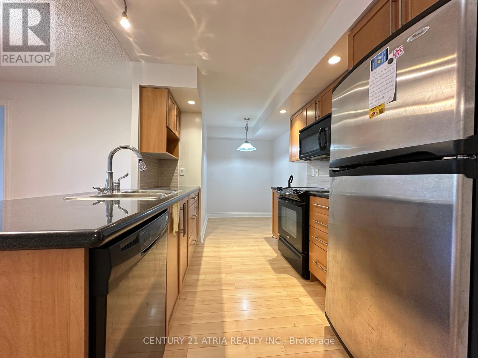 581 - 23 Cox Boulevard, Markham, Ontario  L3R 7Z9 - Photo 4 - N12365105