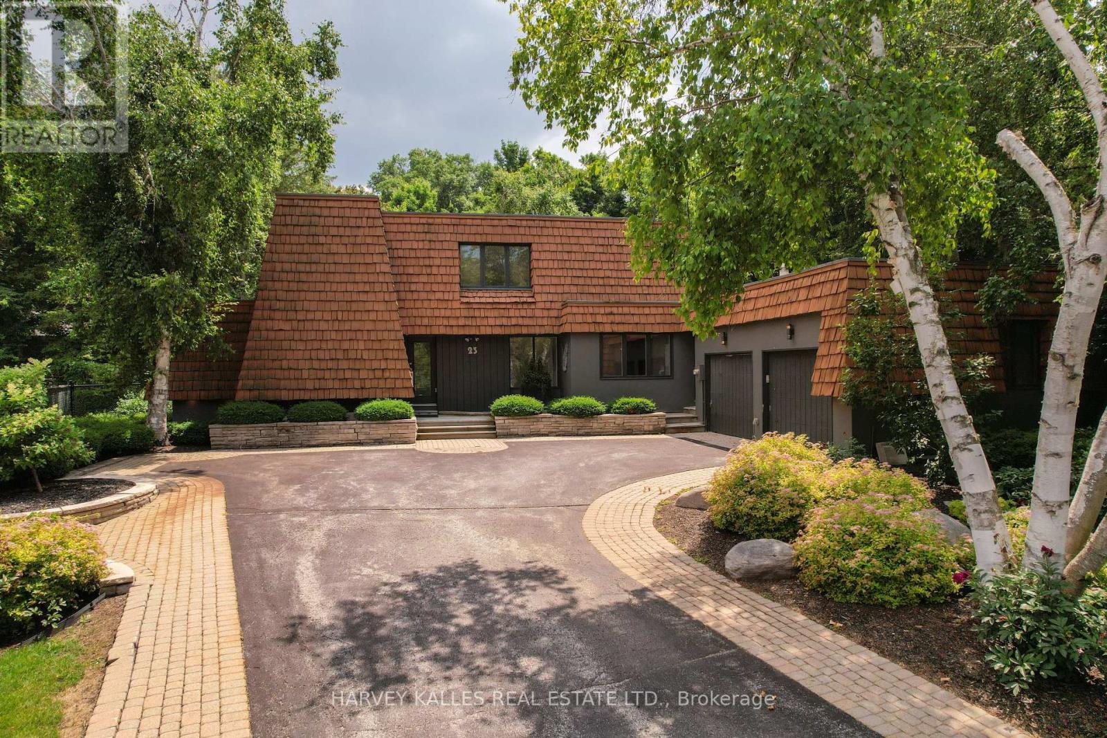 Property at 23 ROYAL OAK DRIVE image 1