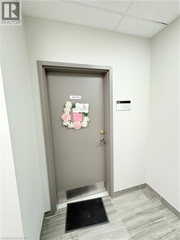 250 Dundas Street W, Mississauga, Ontario  L5B 1J2 - Photo 5 - 40763688