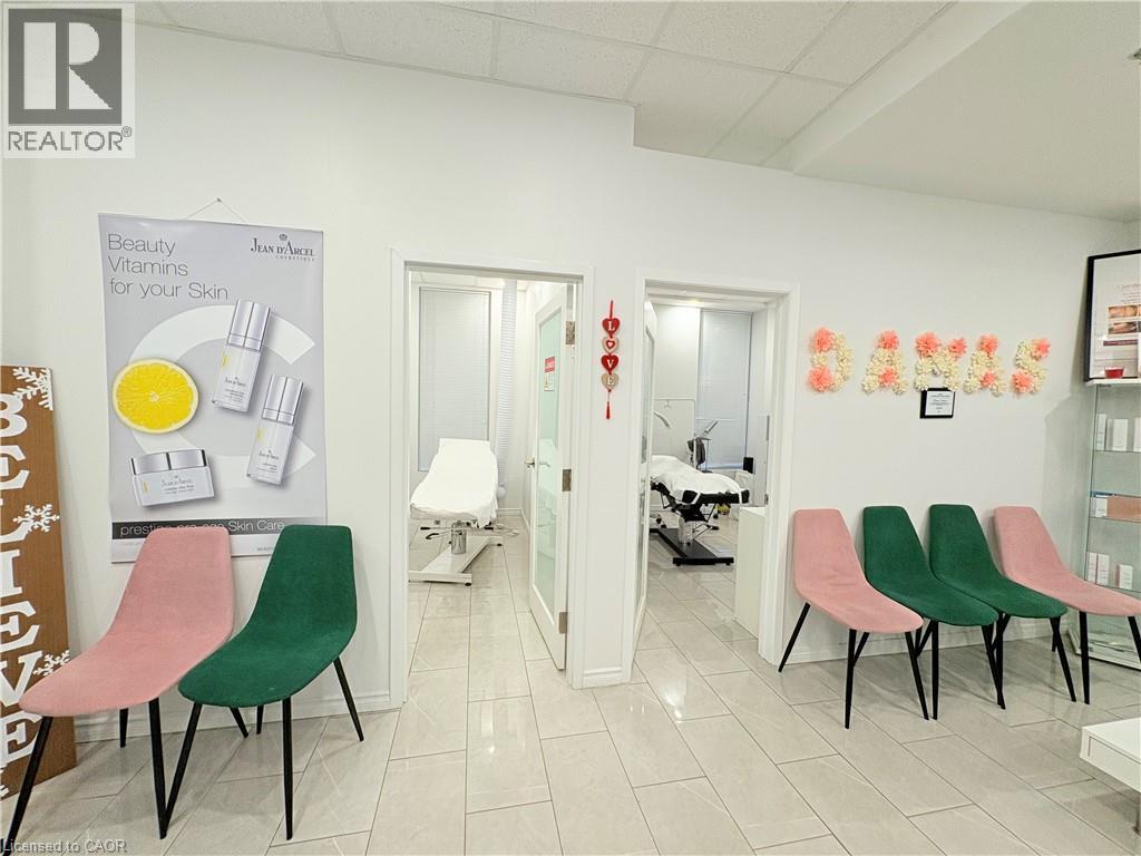 250 Dundas Street W, Mississauga, Ontario  L5B 1J2 - Photo 7 - 40763688