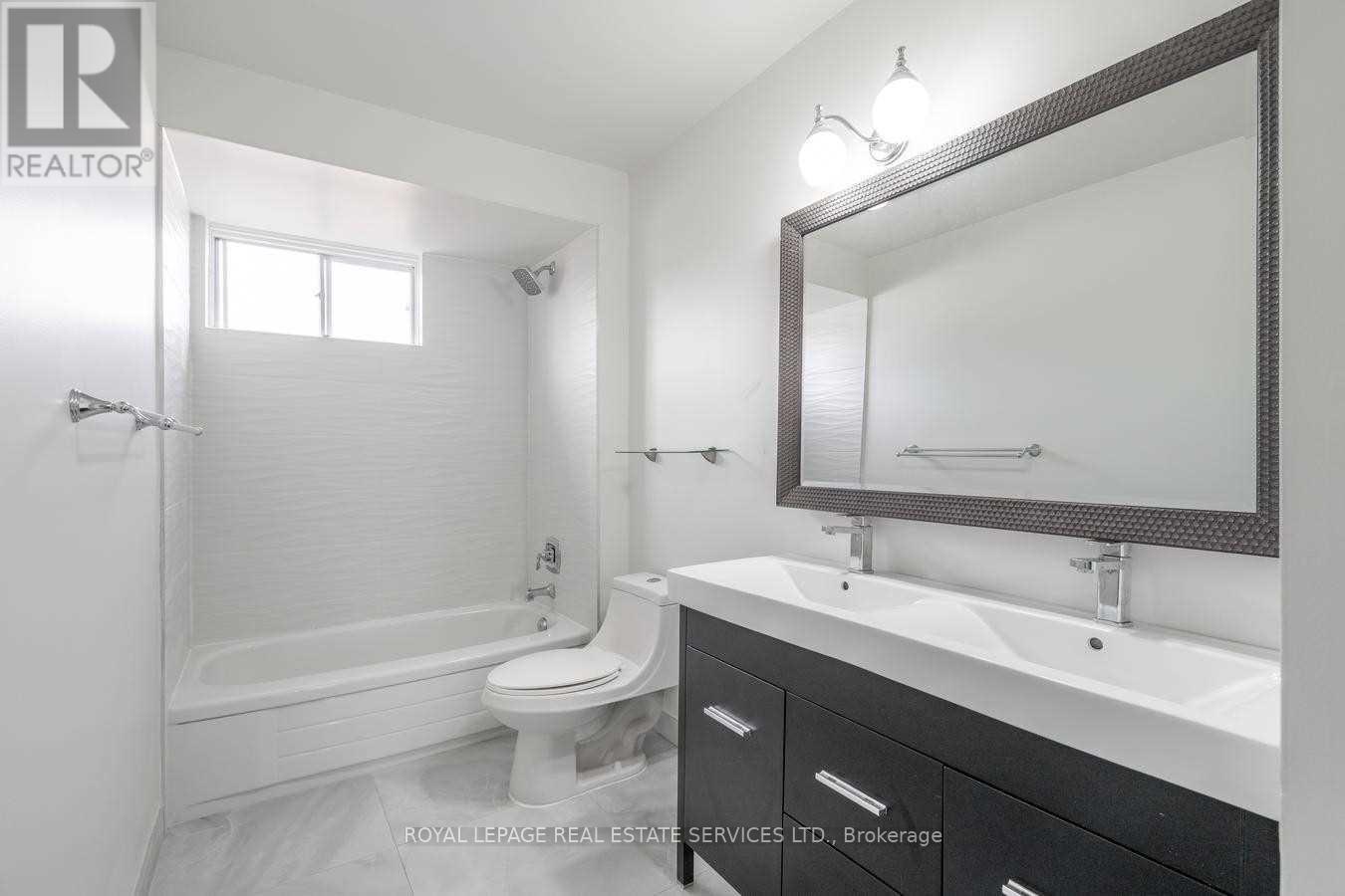106 - 1050 Shawnmarr Road, Mississauga, Ontario  L5B 3V1 - Photo 21 - W12365133