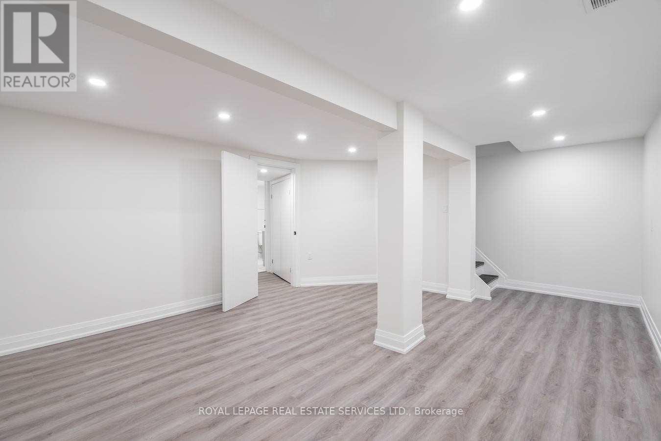 106 - 1050 Shawnmarr Road, Mississauga, Ontario  L5B 3V1 - Photo 24 - W12365133