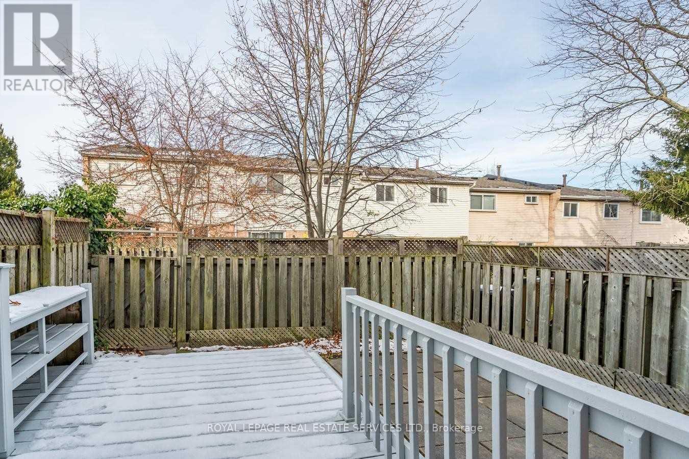 106 - 1050 Shawnmarr Road, Mississauga, Ontario  L5B 3V1 - Photo 30 - W12365133