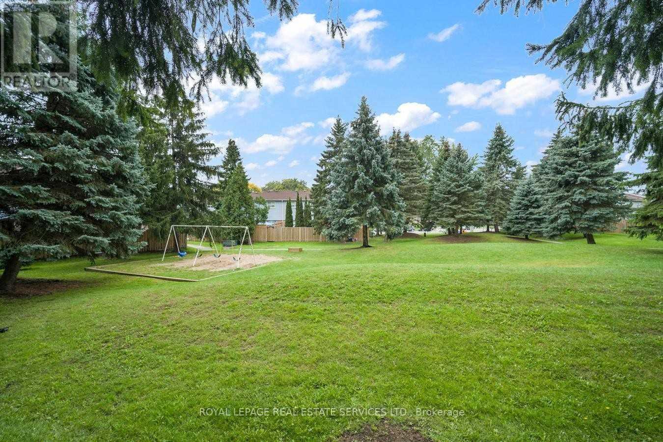 106 - 1050 Shawnmarr Road, Mississauga, Ontario  L5B 3V1 - Photo 36 - W12365133