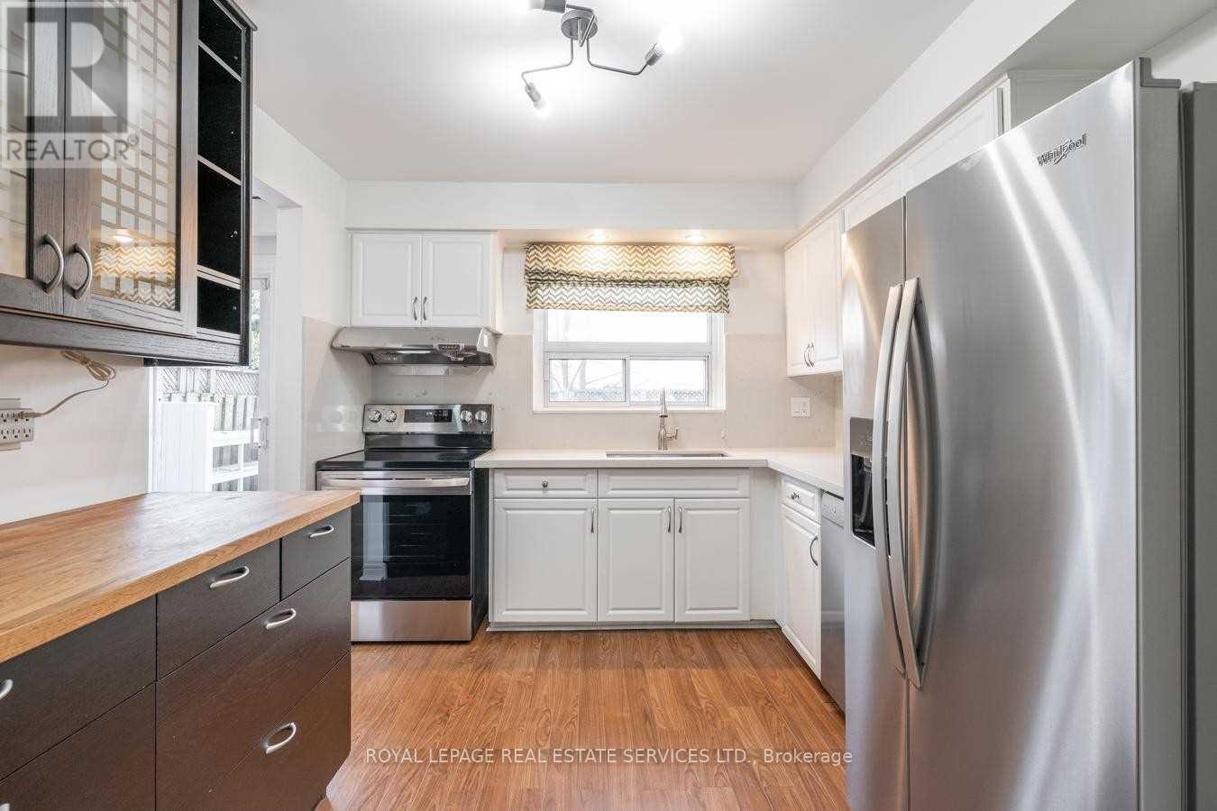 106 - 1050 Shawnmarr Road, Mississauga, Ontario  L5B 3V1 - Photo 9 - W12365133